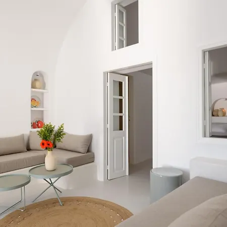 Luxury Retreat In Lathouri Cave Private Plunge Pool Breathtaking Aegean Views Vila