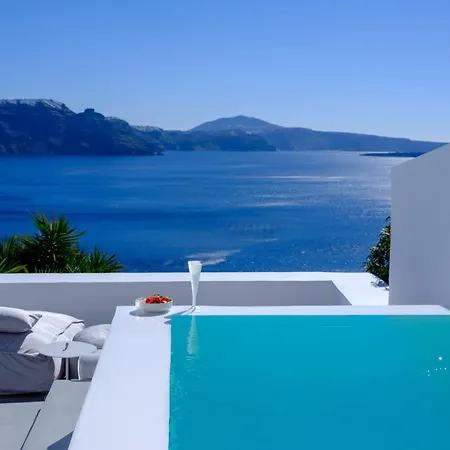 Luxury Retreat In Lathouri Cave Private Plunge Pool Breathtaking Aegean Views Vila
