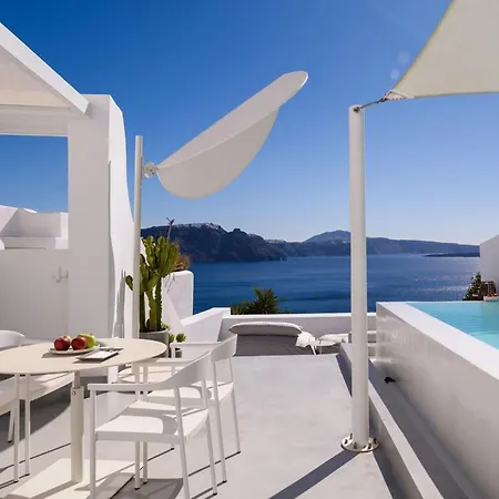Vila Luxury Retreat In Lathouri Cave Private Plunge Pool Breathtaking Aegean Views Oia