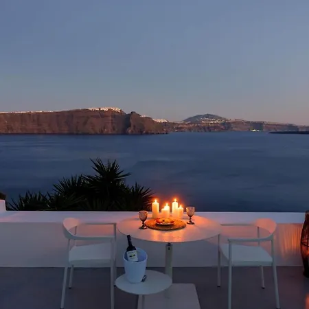 Lcv Lathouri Cave With Heated Plunge Pool * Oia (Santorini)